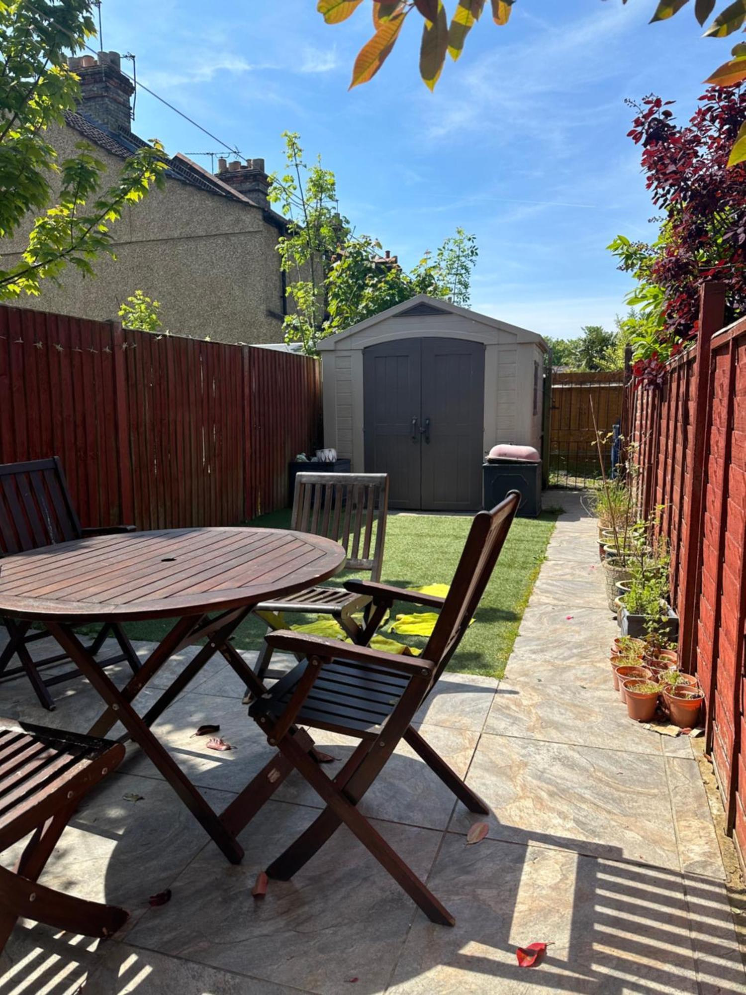 Leavesden Residence - Central - Cosy - Harry Potter Уотфорд Екстериор снимка